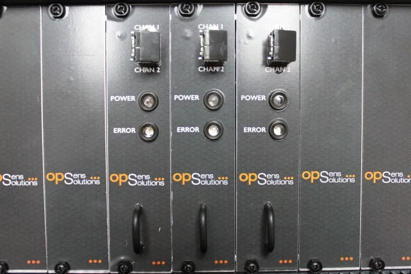 Opsens CoreSens conditionneur fibre optique multivoies synchronisé